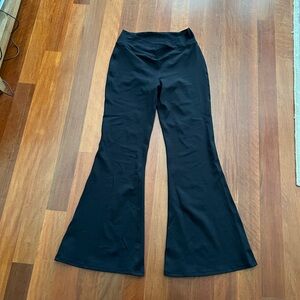 Halara Black Flare Leggings